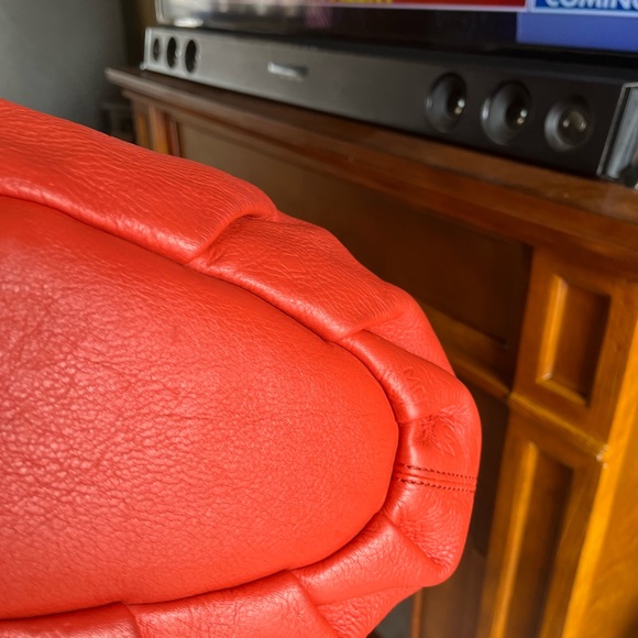 MCM Orange embossed leather handbag EUC - Picture 3 of 12